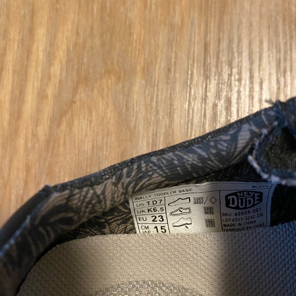 Hey Dude Toddler size 7 - Picture 3 of 6